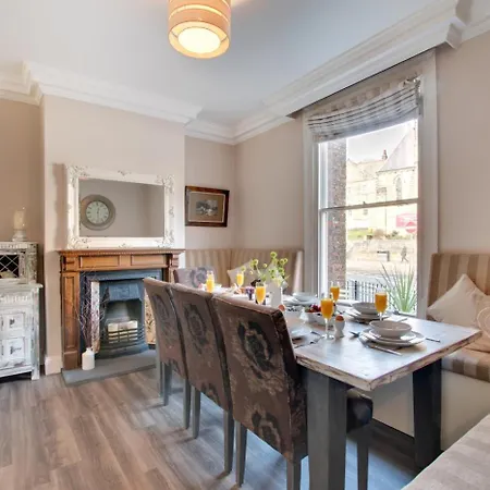 Prázdninový dům 4 Bed In Oc-w461 Whitby