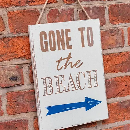 4 Bed In Oc-w461 * Whitby