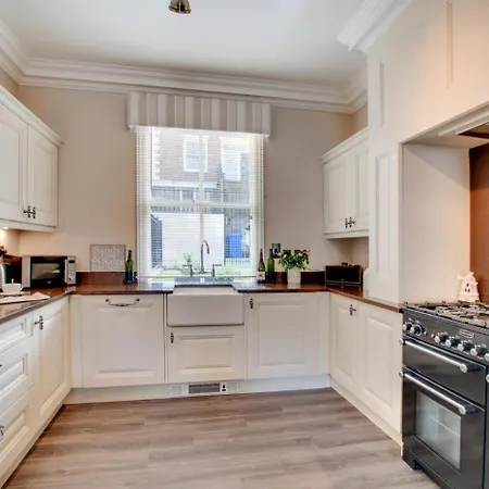 Nyaraló 4 Bed In Oc-w461