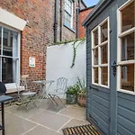 Semesterbostad 4 Bed In Oc-w461 *